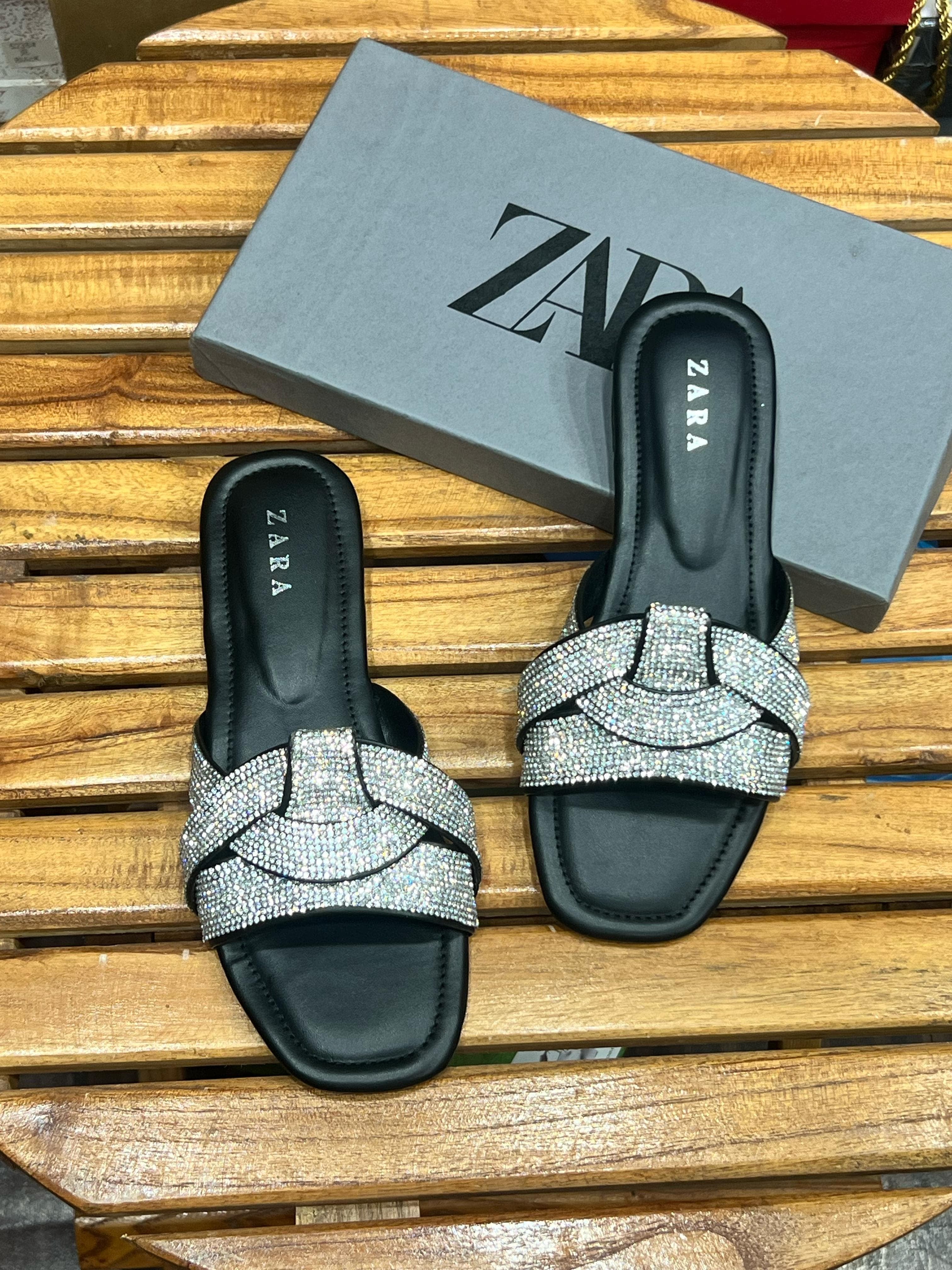 Strapped ZR Flats