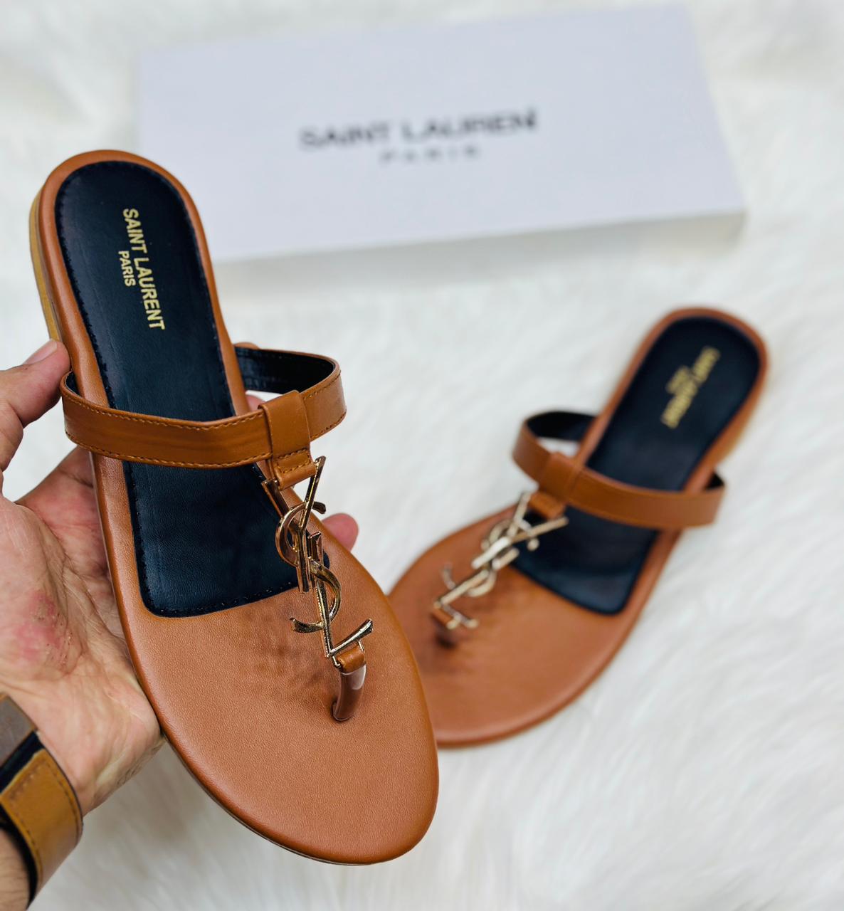 Ysl Flats