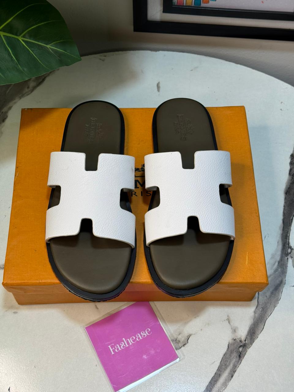 Men's Classic H Sandles (White)