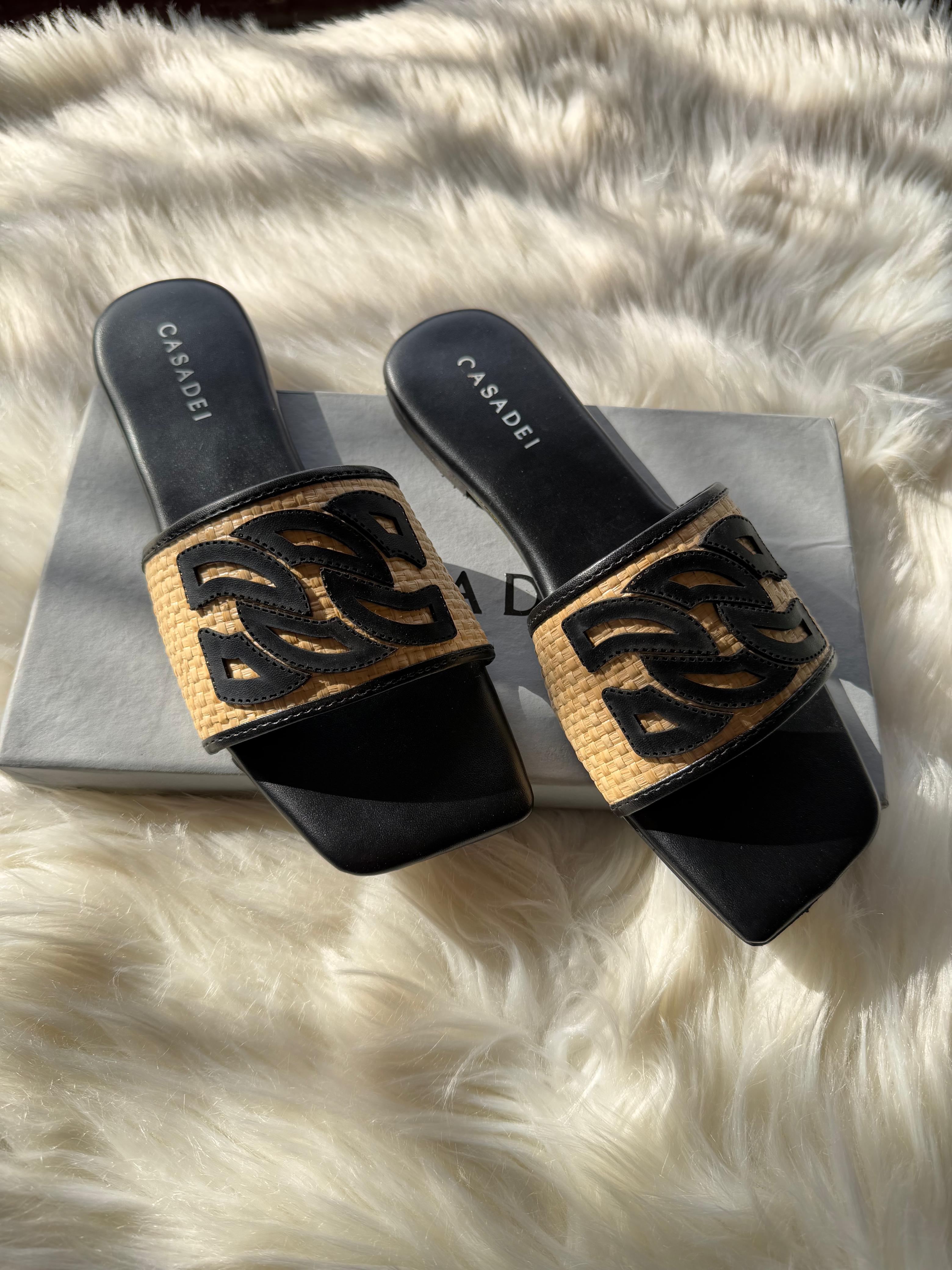 Formé Casa Black Flats