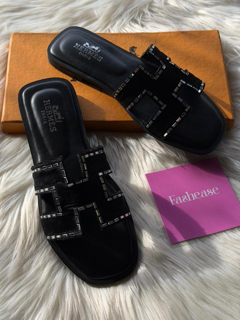 Velvet Edge Black Flats