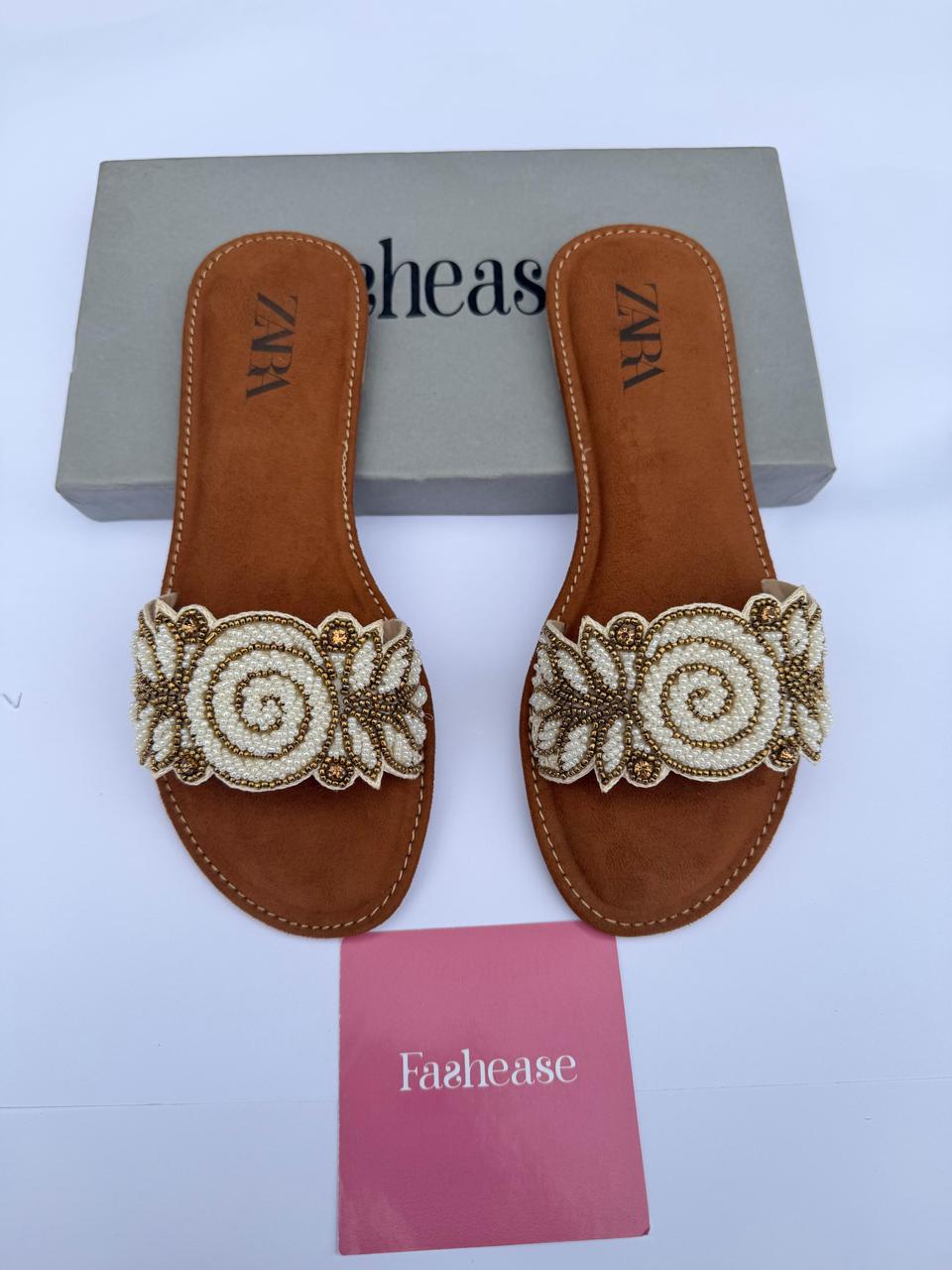Caramel Pearl Slides