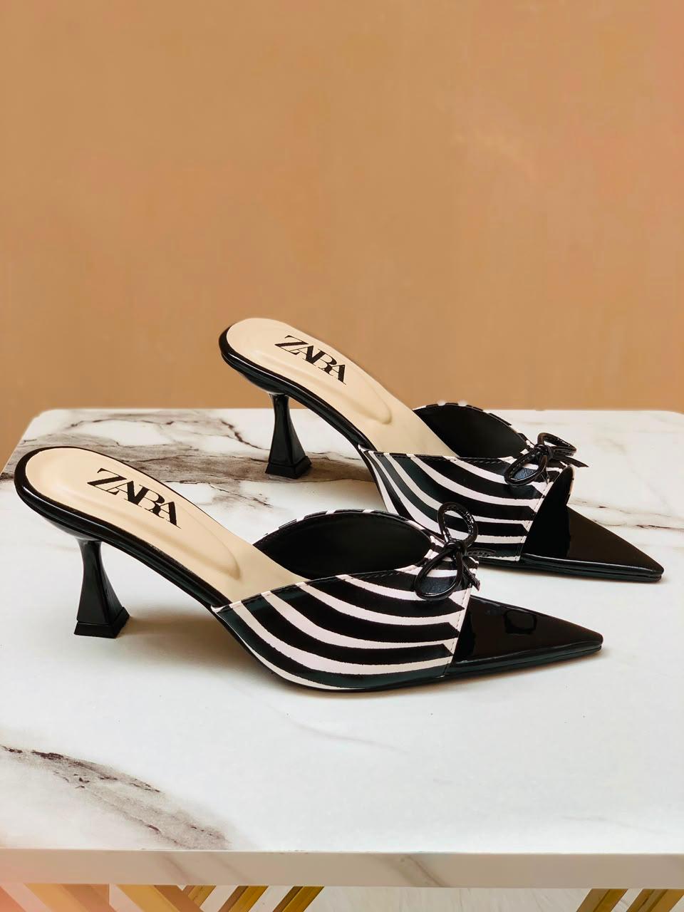 Zebra ZR Heels