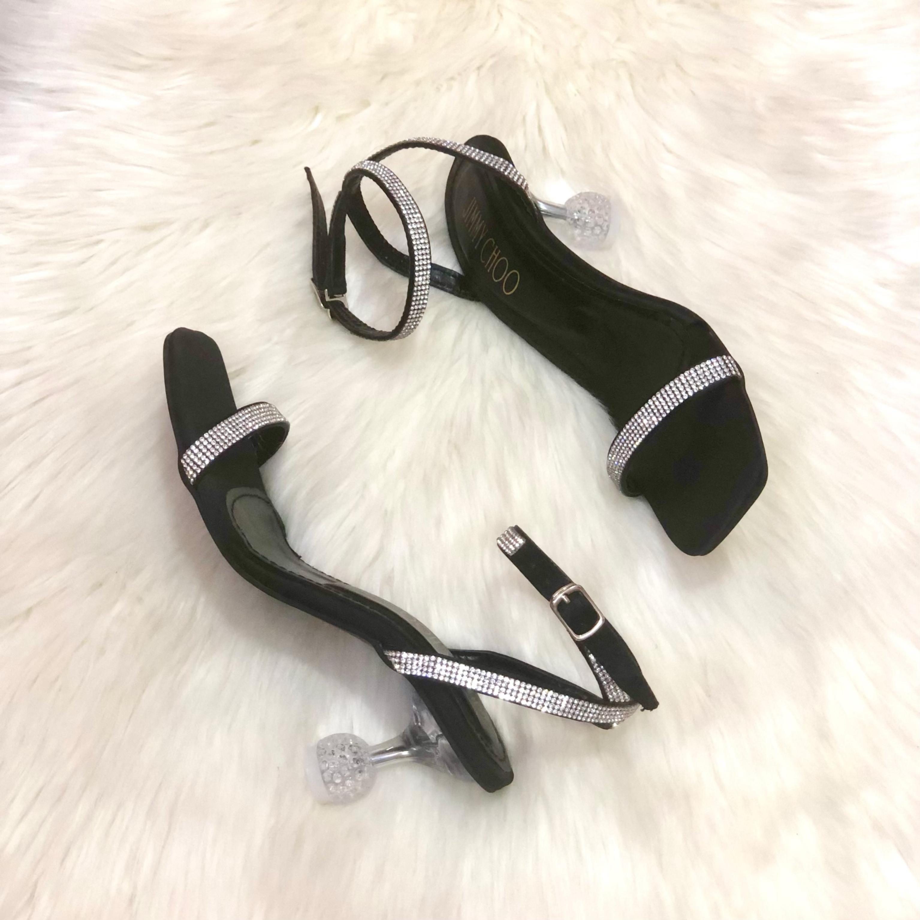 Finesse Heels