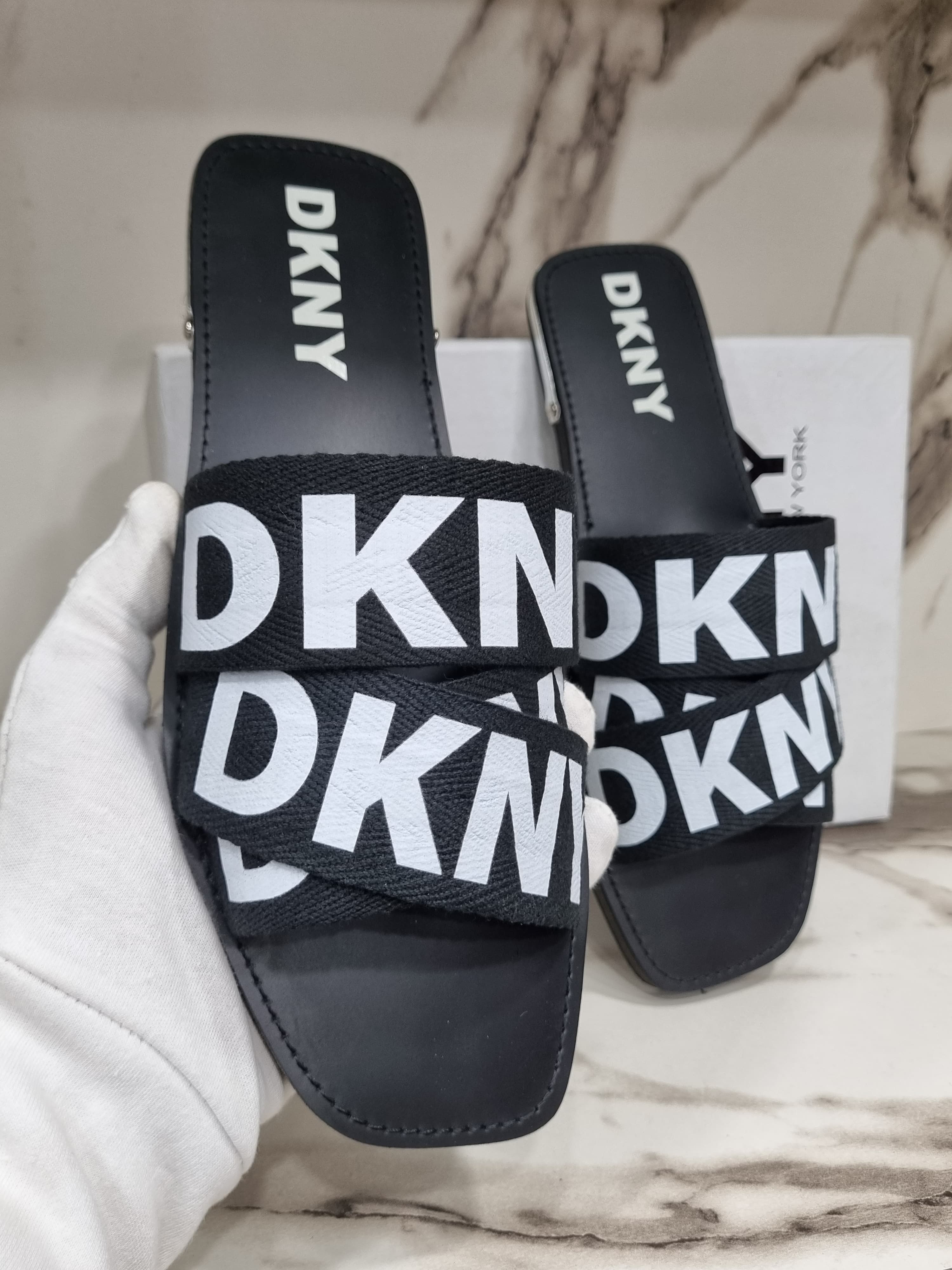 DKNY Flats