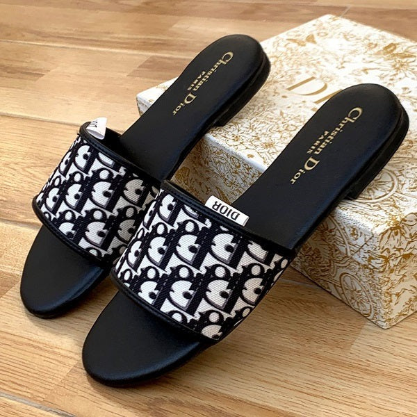 Christian Dior Flats