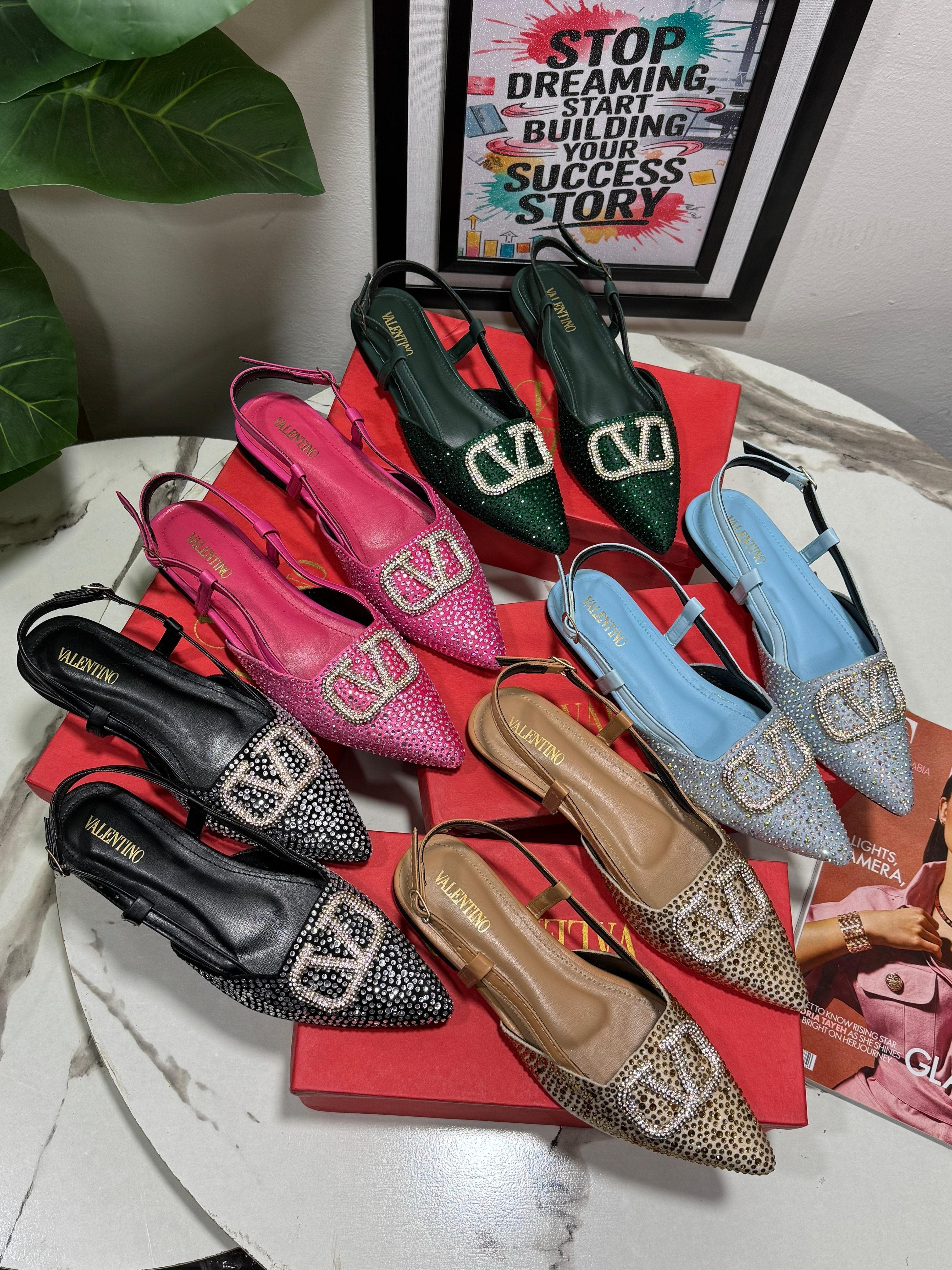 Shiny Stone V Pumps