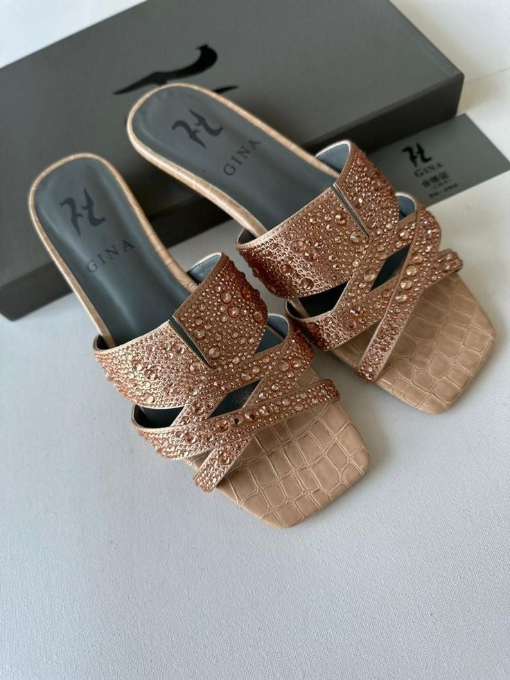 X-strap Flats