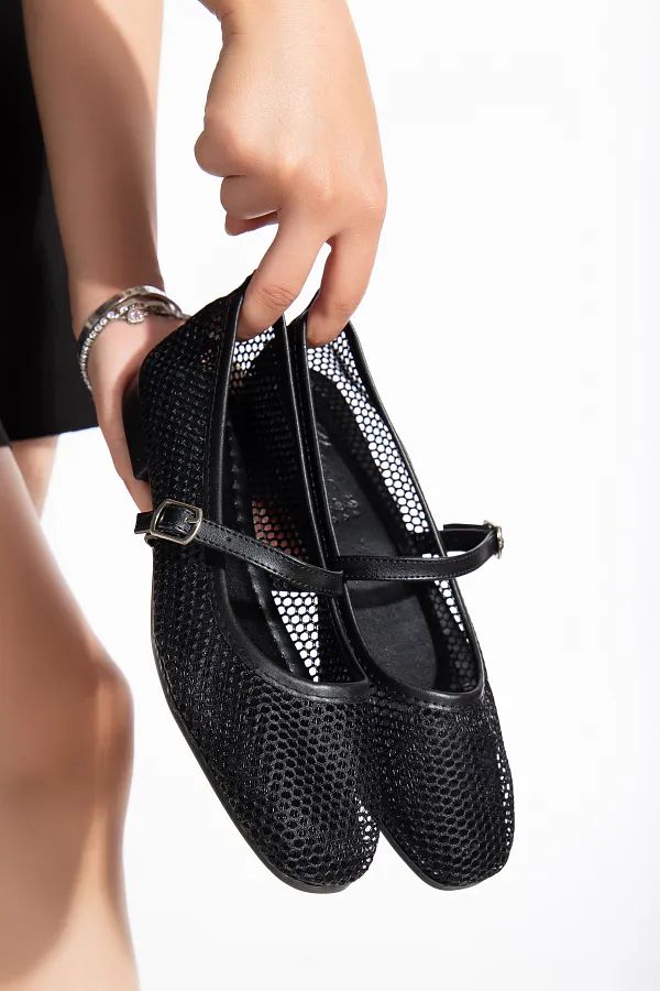 Transparent ZR Pumps