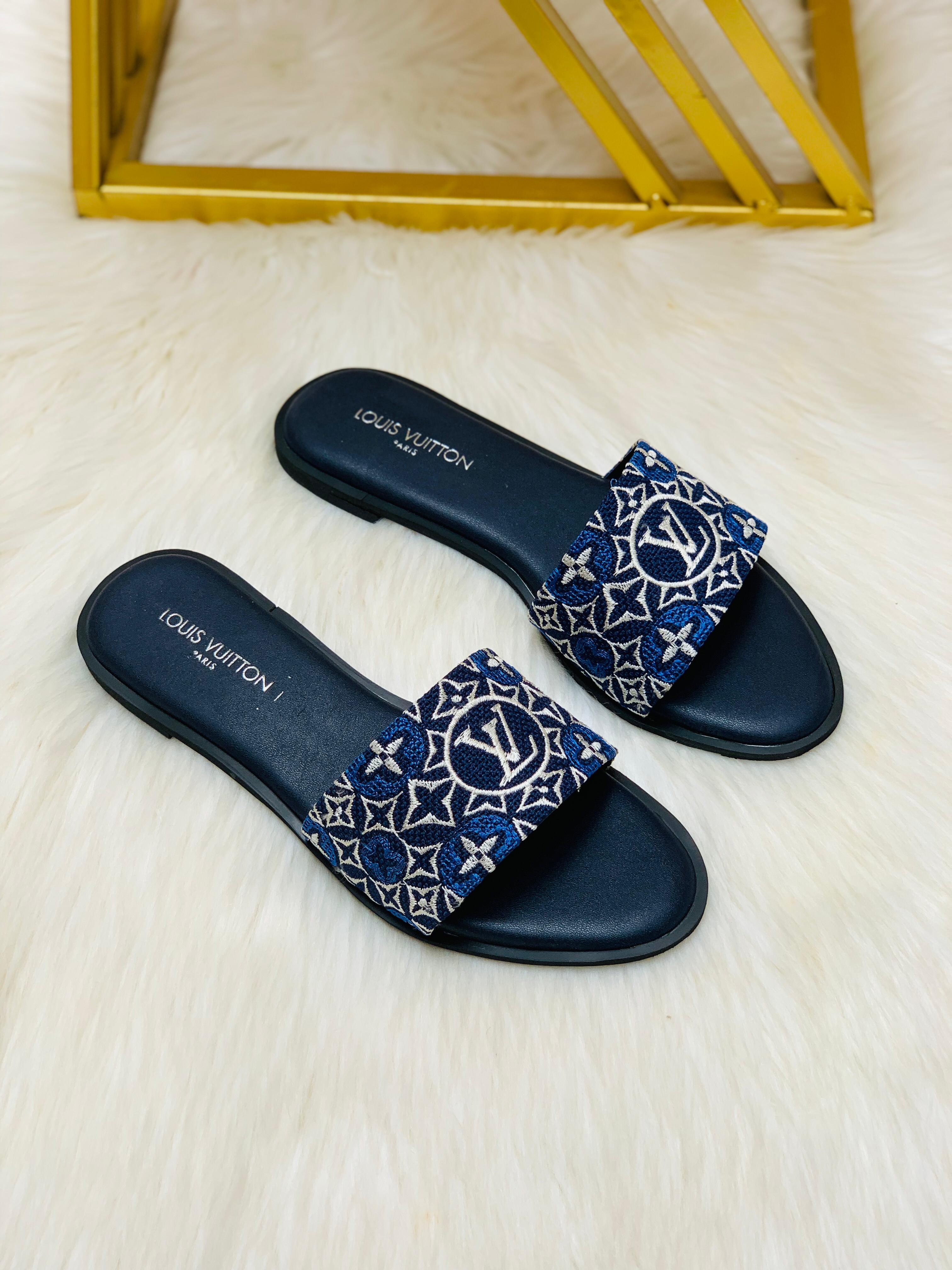 Lavish LV Flats