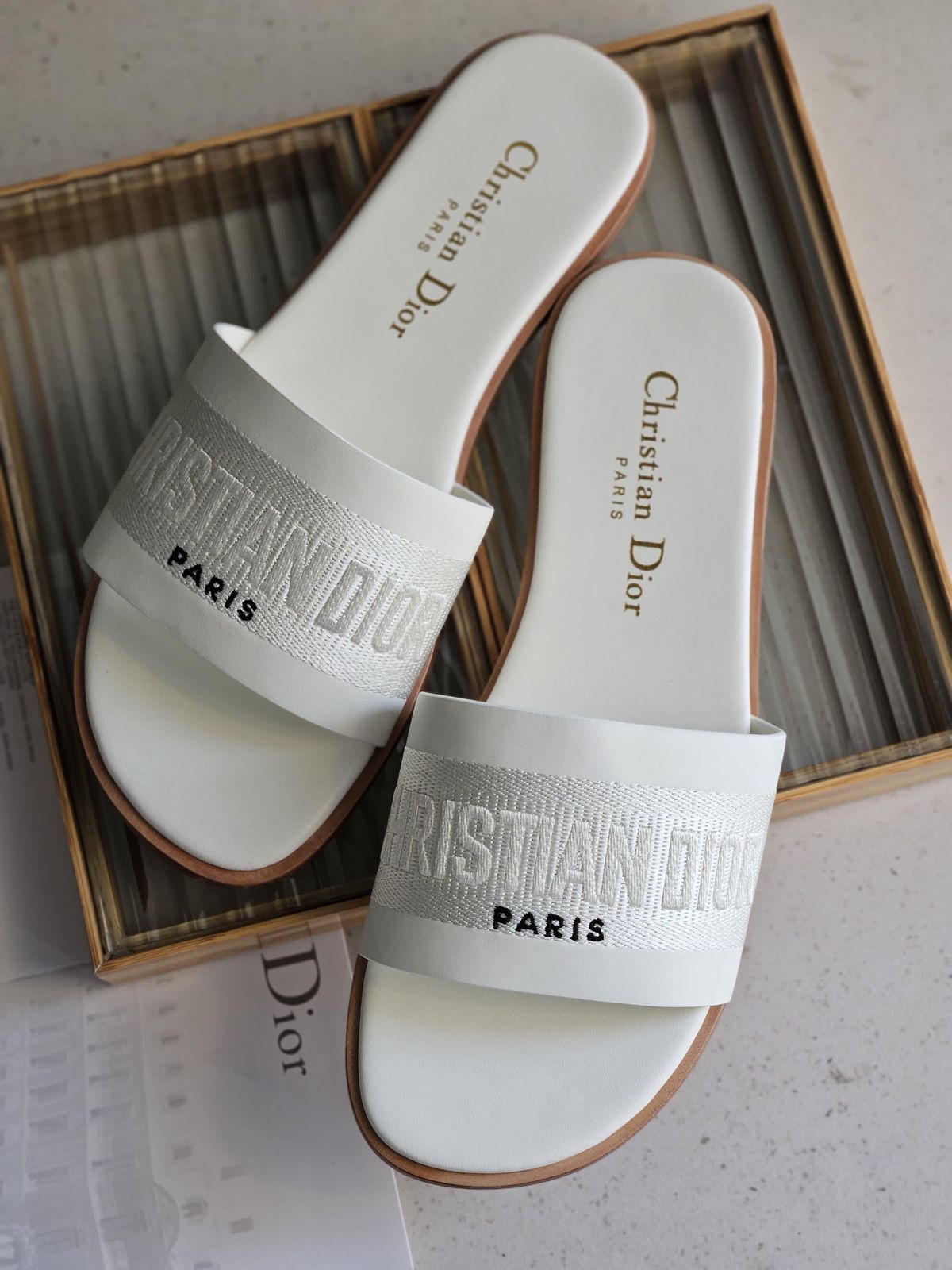 Regular dior flats