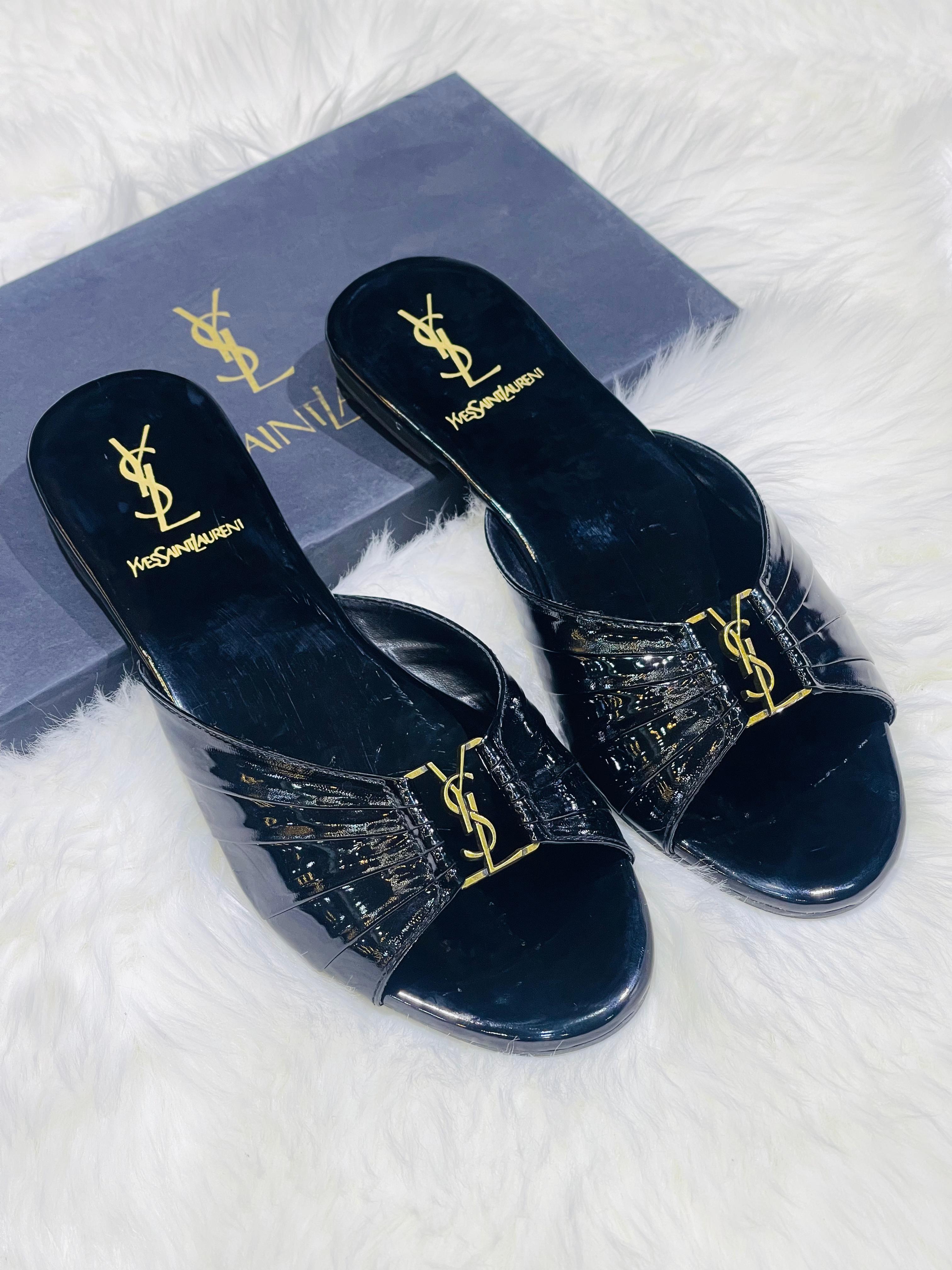 Noiré YSL Flats