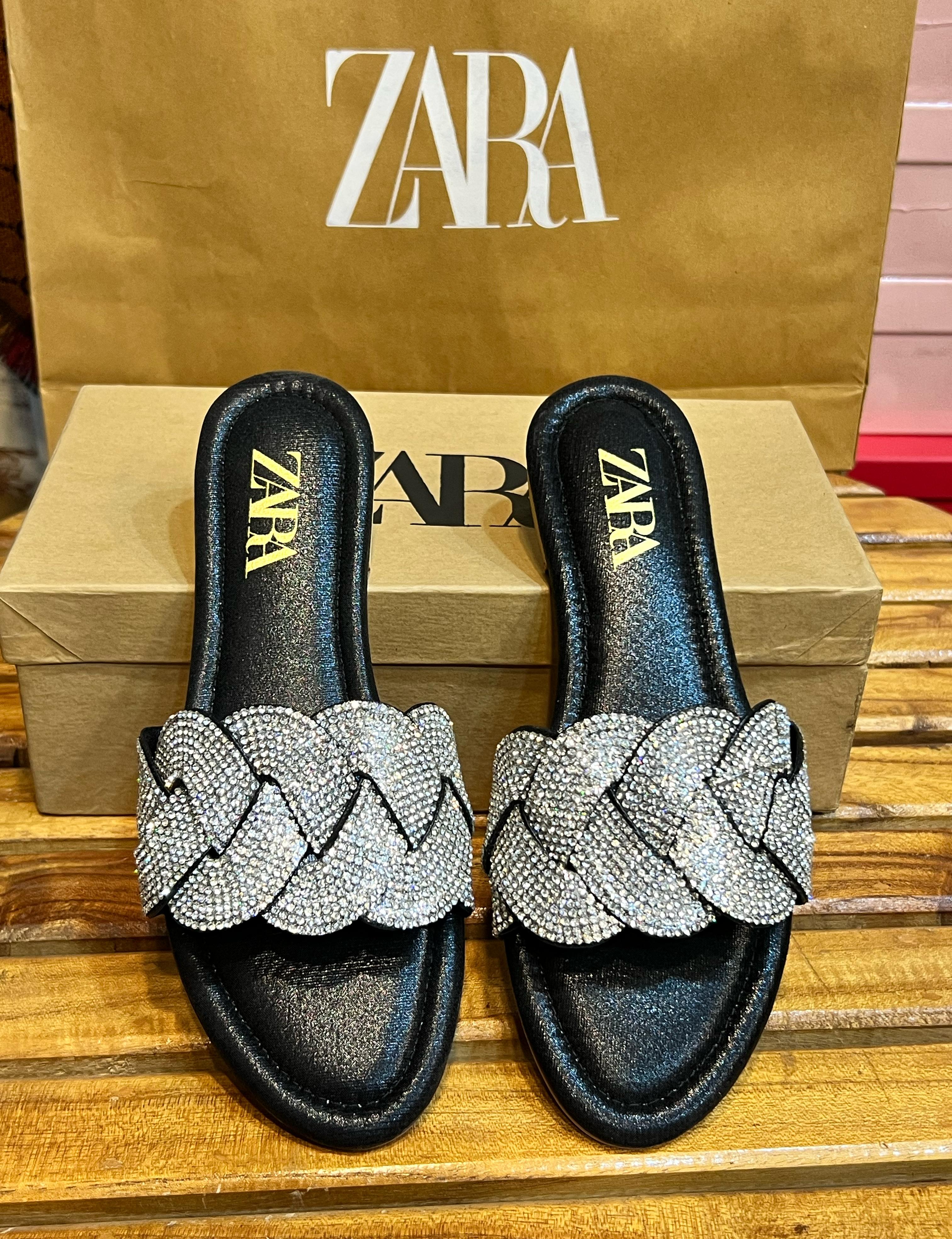 Tied ZR Flats